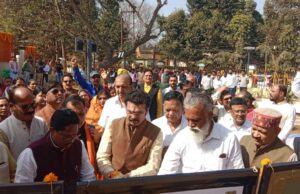 लालबाग में अटल बिहारी वाजपेयी की प्रतिमा का अनावरण, जयंती पर अटल जी को दी भावभीनी श्रद्धांजलि