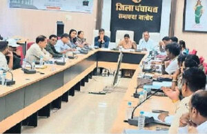 ठेकेदारऔर अफसरों की लापरवाही की भेंट चढ़ गई शहर की तस्वीर बदल देने वाली सड़क