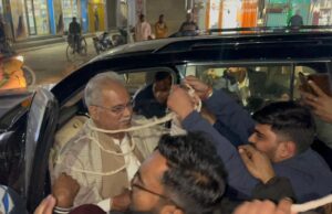 पूर्व मुख्यमंत्री भूपेश बघेल के लखनपुर आगमन पर युथ कांग्रेस कार्यकर्ताओं ने किया भव्य स्वागत।