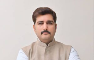एक आदिवासी नेता को कांग्रेस के तत्कालीन मुख्यमंत्री ने मोहरा बनाया – अमित चिमनानी