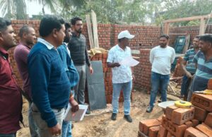 जिला पंचायत सीईओ ने लोहरसी, धरदेई एवं मेउभाटा ग्रामों में प्रधानमंत्री आवास योजना–ग्रामीण के कार्यों का किया निरीक्षण