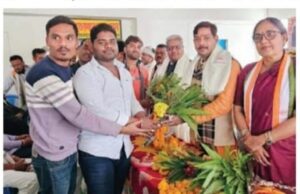 कार्यकर्ता कांग्रेस की रीति-नीति और विचारधारा को घर-घर पहुंचाएं : विधायक बालेश्वर साहू