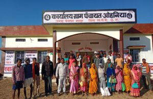 भरतपुर के वनांचल ग्राम पंचायत ओहनिया पहुंचीं जिला अध्यक्ष श्रीमती यशवंत सिंह