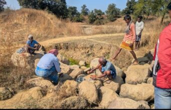 ग्राम पंचायत तिलाईडांड के आश्रित ग्राम कोड़ियाघाट में समग्र ग्रामीण विकास योजना से 8.00 लाख की लागत से पुलिया निर्माण कार्य का भूमिपूजन किया गया पढ़े पूरी खबर..