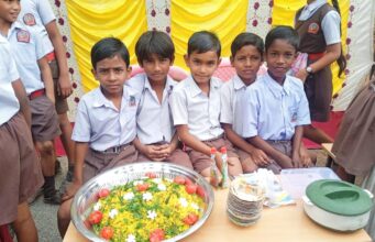 सरस्वती शिशु मंदिर कोसरंगी मेंआनंद मेला का आयोजन