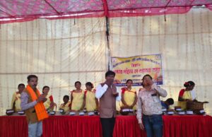 बस्तर पंडुम में पहुंचे संतोष कुमार