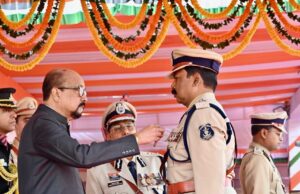 प्रशांत ठाकुर को राष्ट्रपति पदक मिलने पर बधाई