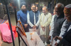 प्रियदर्शनी समाज सेवा समिति बिलासपुर द्वारा एक शाम देश के नाम देश भक्ती गीत का आयोजन