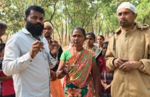 करंजी में वनभूमि पर काबिज लोगों से मारपीट