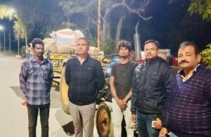 बिचौलियों पर प्रशासन का शिकंजा, तीन वाहनों से 228 कट्टा धान जप्त