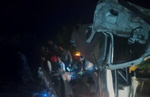 महासमुंद–आरंग मार्ग पर दर्दनाक सड़क हादसा: तीन युवकों की मौत, एक की हालत गंभीर