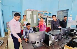 जिला सीईओ श्री मुकुन्द कुमार ने किया कोंटा जनपद कार्यालय पर औचक निरीक्षण