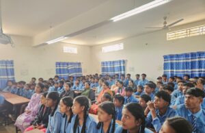 परीक्षा पर चर्चा, बीईओ यादव ने छात्रों में भरा जोश