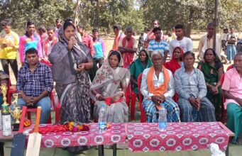 ग्राम लुदुखेत में क्रिकेट प्रतियोगिता का उत्साहपूर्ण आगाज, जिला पंचायत सदस्य रेणुका राठिया,जनपद अध्यक्ष श्रीमती बिजमोती राठिया नें की शुभारम्भ