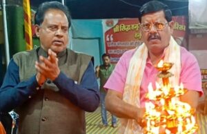 श्री सिद्ध हनुमान मंदिर की १४३वीं महाआरती में पंडित योगेश नारायण शर्मा हुए शामिल