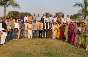 370 पंचायतों का प्रतिनिधित्व करेंगे टिकेश साहू : धमतरी में जिला सरपंच संघ का गठन, पंचायती राज सुदृढ़ीकरण का संकल्प