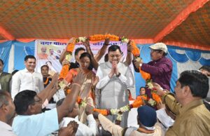 दर्री जोन में बनेंगे 28 आंगनबाड़ी भवन, वहीं बस स्टाप व सामुदायिक भवन जनसेवा में हुये समर्पित, जोन को मिली 03 करोड रू. के विकास कार्यो की सौगात