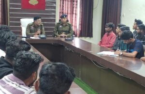 सजग कोरबा, सतर्क कोरबा” अभियान के तहत डीजे संचालकों एवं होली सामग्री विक्रेताओं की अलग-अलग बैठक आयोजित