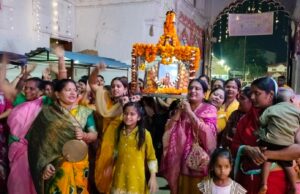 नवरात्रियों पर मंदिर जाने वाले देवी के नहीं मान्यताओं के भक्त संपत्ति में ग्रहण तब लगता है जब उसका दुरुपयोग हो