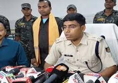 ओडिशा पुलिस को नक्सल मोर्चे पर बड़ी कामयाबी, 21 लाख रुपये के इनामी माओवादी सुखराम ने किया आत्मसमर्पण