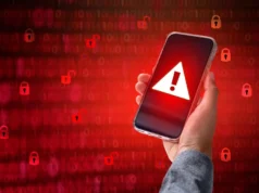 क्या है फोन ‘हाईजैक’ स्कैम? हैकर्स के चतुर झांसे में लाखों न गवाएं, जानें सुरक्षित रहने के उपाय