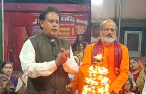 श्री सिद्ध हनुमान मंदिर की १४७ वीं महाआरती में पंडित अश्वनी मिश्रा हुए शामिल