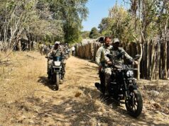 दुर्गम गांवों तक पहुंचा प्रशासन: कलेक्टर और एसपी बाइक से पहुंचे करीगुण्डम-निमलगुड़ा