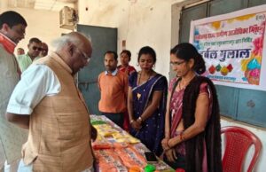 गुलाब स्व-सहायता समूह की पहल हर्बल व जैविक गुलाल से स्वस्थ एवं पर्यावरण का दे रही संदेश