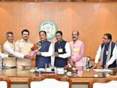 महादेव घाट बैराज के लिए 100 करोड़ के प्रावधान पर महापौर संजय पांडेय के नेतृत्व में प्रतिनिधिमंडल ने मुख्यमंत्री एवं मंत्रियों से की मुलाकात