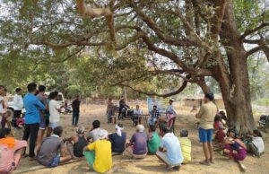 आवास निर्माण में तेजी लाने पैदाकोरमा और पापनपाल में लगा ‘आवास चौपाल’, ग्रामीणों को दी गई योजनाओं की जानकारी