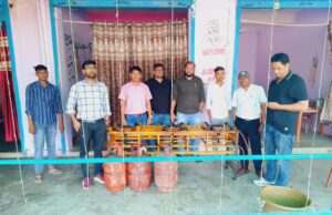 खाद्य विभाग की कार्यवाही: पामगढ़ क्षेत्र के होटलों-ढाबों पर छापा, 11 घरेलू गैस सिलेंडर जब्त