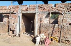 गरीब इंतजार में, पचवाल पंचायत में एक परिवार को दो-दो आवास का खेल—आवास किसी और के नाम, पैसा किसी और के खाते में, कृषि मंत्री के क्षेत्र में गड़बड़ी।