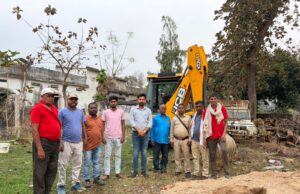 चाँदो वनपरिक्षेत्र में बड़ी कार्रवाई: अवैध अतिक्रमण पर जेसीबी मशीन जब्त… चुनचुना बीट में वन विभाग की दबिश, अतिक्रमणकारियों पर कसेगा शिकंजा