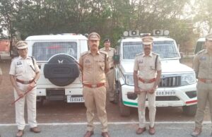 जिले के 10 पुलिस वाहनों में लगी मजबूत लोहे की जाली:, भीड़ और पथराव से अब मिलेगा प्रभावी बचाव