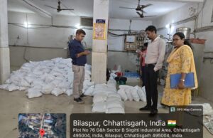 नवरात्रि व गर्मी को देखते हुए खाद्य सुरक्षा विभाग सख्त, वाटर प्लांट पर कार्रवाई—हजारों बोतल-पाउच जब्त