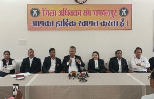 बस्तर में उच्च न्यायालय की खंडपीठ स्थापना की मांग को लेकर होगा संभाग स्तरीय आंदोलन – विक्रमादित्य झा