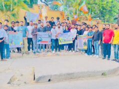 भारतीय जनता युवा मोर्चा सरगुजा ने चलाया यातायात जागरूकता अभियान