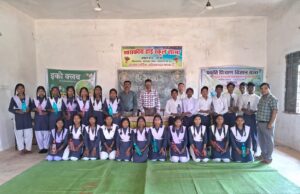 हाई स्कूल हात्मा में ‘हीट वेव’ (लू) से बचाव हेतु जागरूकता कार्यक्रम संपन्न, छात्रों को बांटी गईं पानी की बोतलें