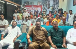 अंबिकापुर में ‘मन की बात’ सुनकर उत्साहित हुए भाजपा कार्यकर्ता
