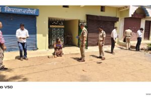 किराना स्टोर के पास गाली-गलौज से शुरू हुआ विवाद ; रिटायर्ड हवलदार ने चलाई गोली ; पंकज कश्यप घायल: