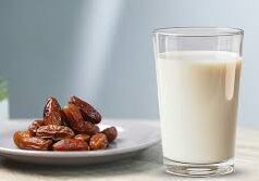 सेहत के लिए वरदान है खजूर वाला दूध, रोज एक गिलास पीने से मिल सकते हैं कई फायदे