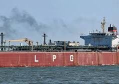 ईरान ने भारत के लिए खोला स्ट्रेट ऑफ होर्मुज, 42 हजार टन LPG लेकर ‘जग वसंत’ टैंकर पहुंचा गुजरात