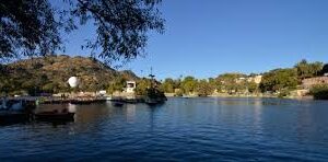 गर्मी से राहत के लिए पर्यटकों की पहली पसंद बना माउंट आबू, ठंडी वादियों में बढ़ी रौनक