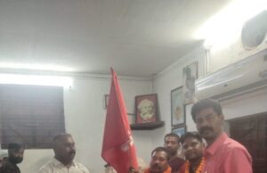 कुसमुंडा में संयुक्त कोयला मजदुर संघ (एटक) का होली मिलन कार्यक्रम, इंटक के 50 सदस्यों ने किया एटक में प्रवेश