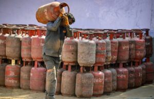 देश के कई राज्यों में कॉमर्शियल गैस सप्लाई बंद, होटल-रेस्टोरेंट बंद होने की नौबत; एसेंशियल कमोडिटी एक्ट लागू