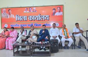 मुद्दे से गायब कांग्रेस और पूर्व मंत्री को कुछ नहीं मिल रहा तो मेरे 35 वर्ष पूर्व दिवंगत पिता के ख़िलाफ़ आरोप लगाने से भी बाज नहीं आ रहे: कैबिनेट मंत्री लखन लाल देवांगन