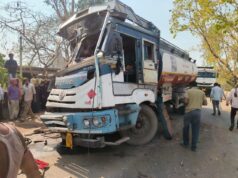 भवानीपुर के पास भीषण सड़क हादसा: रेत से भरी हाइवा और डीजल टैंकर की आमने-सामने टक्कर, दोनों चालक घायल