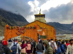 केदारनाथ धाम में मोबाइल फोन और फोटोग्राफी पर पूरी तरह प्रतिबंध, कपाट खुलने से पहले सख्त नियम लागू