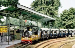 गर्मी की छुट्टियों में बच्चों के साथ परफेक्ट आउटिंग: National Rail Museum में टॉय ट्रेन, इतिहास और फन का शानदार अनुभव