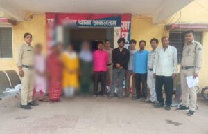 रात्रि में घर अंदर घुसकर मारपीट करने के मामले में थाना अकलतरा पुलिस की आरोपियो के विरुद्ध सख्त कार्रवाई